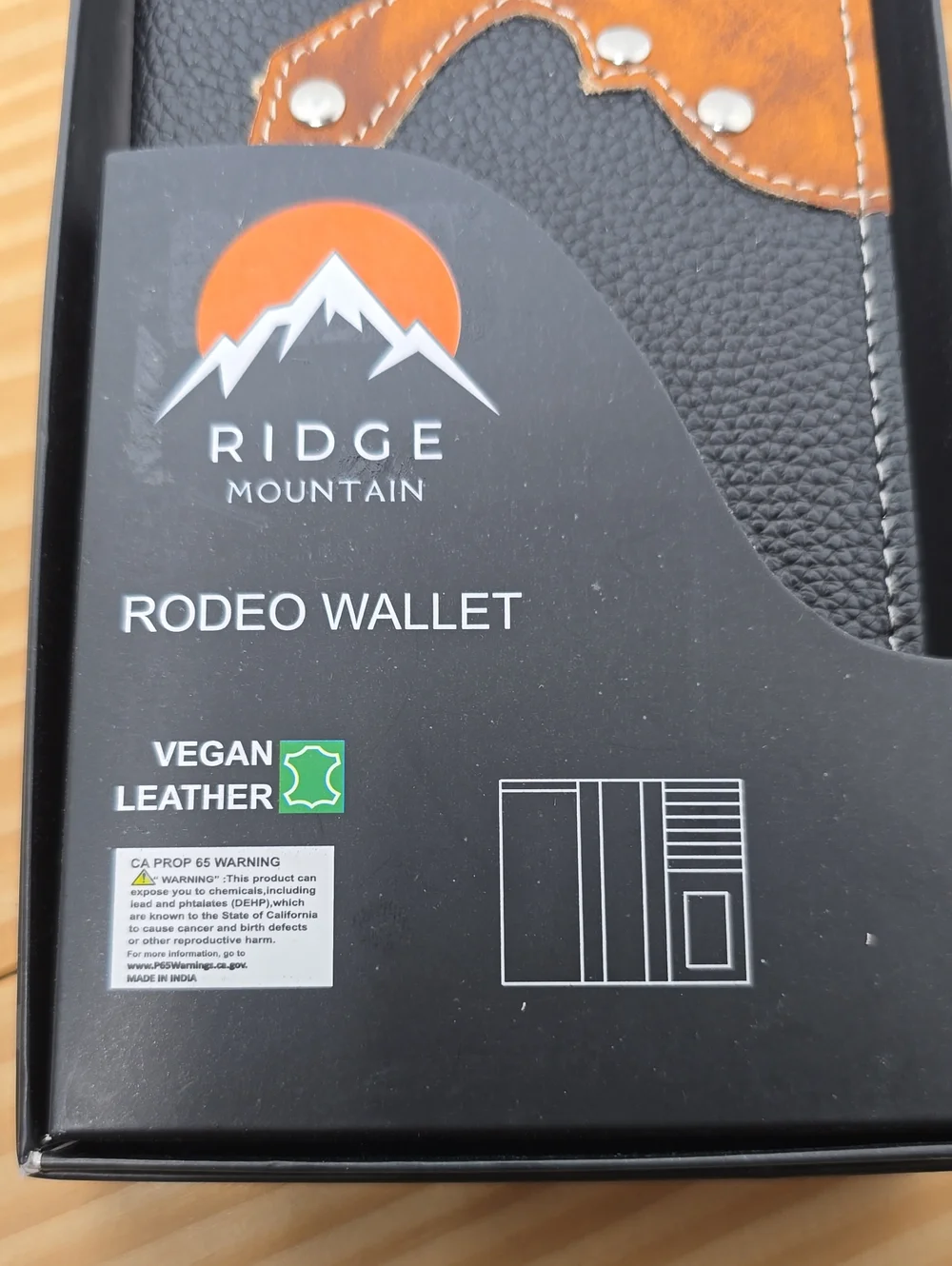 Rodeo Wallet Ridge Mountain Vegan Leather Black & Brown Silver NWT
